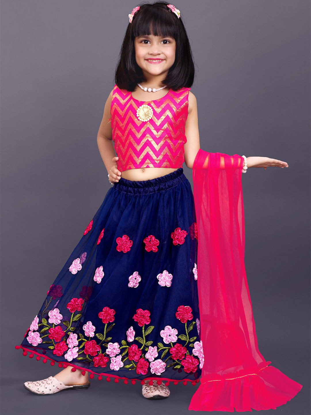 Girls Green & Fuchsia Solid Ready To Wear Lehenga & Blouse With Dupatta main image 0