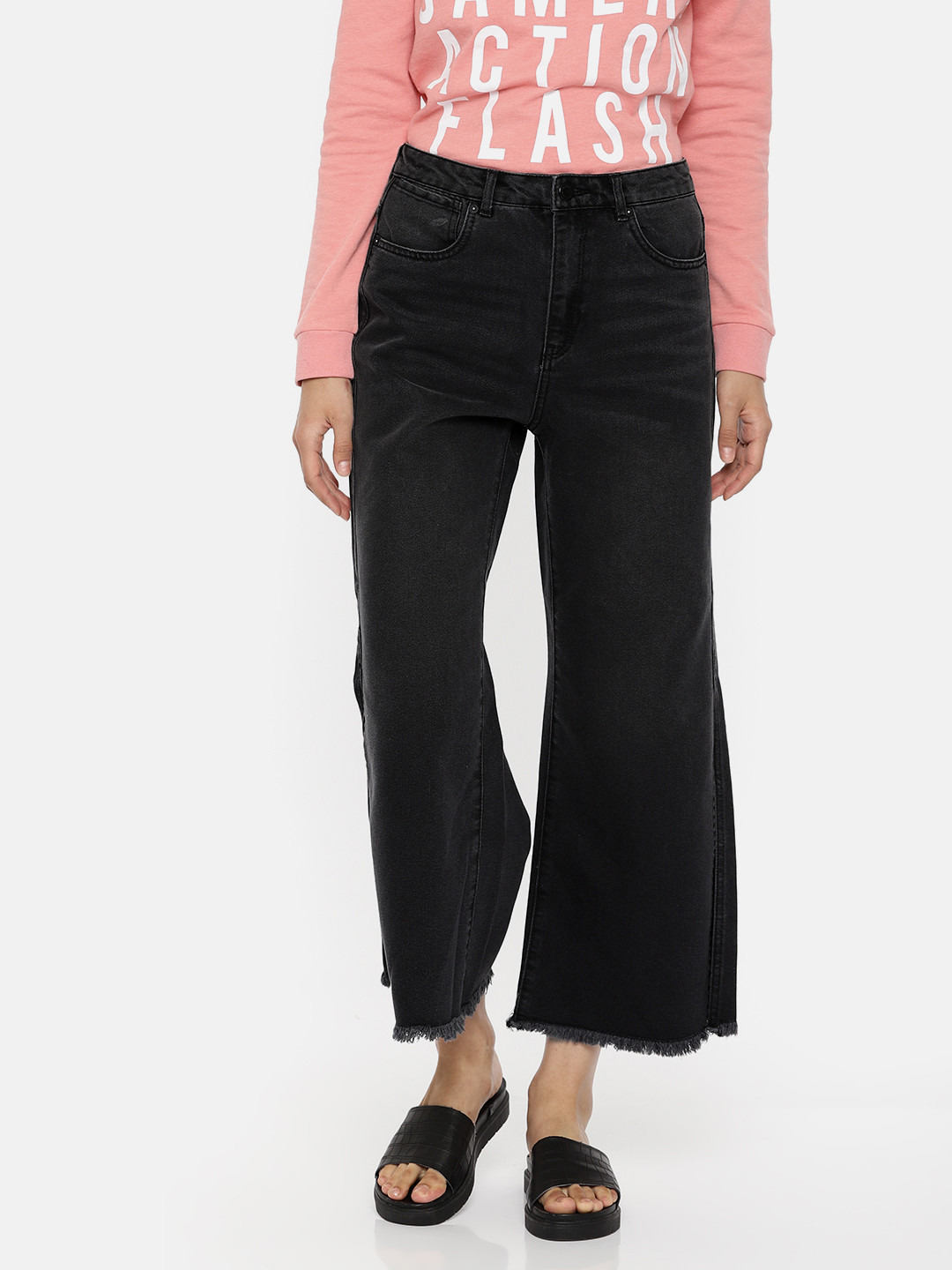 Buy ONLY Women Black Relaxed Fit Mid Rise Clean Look Jeans Jeans for