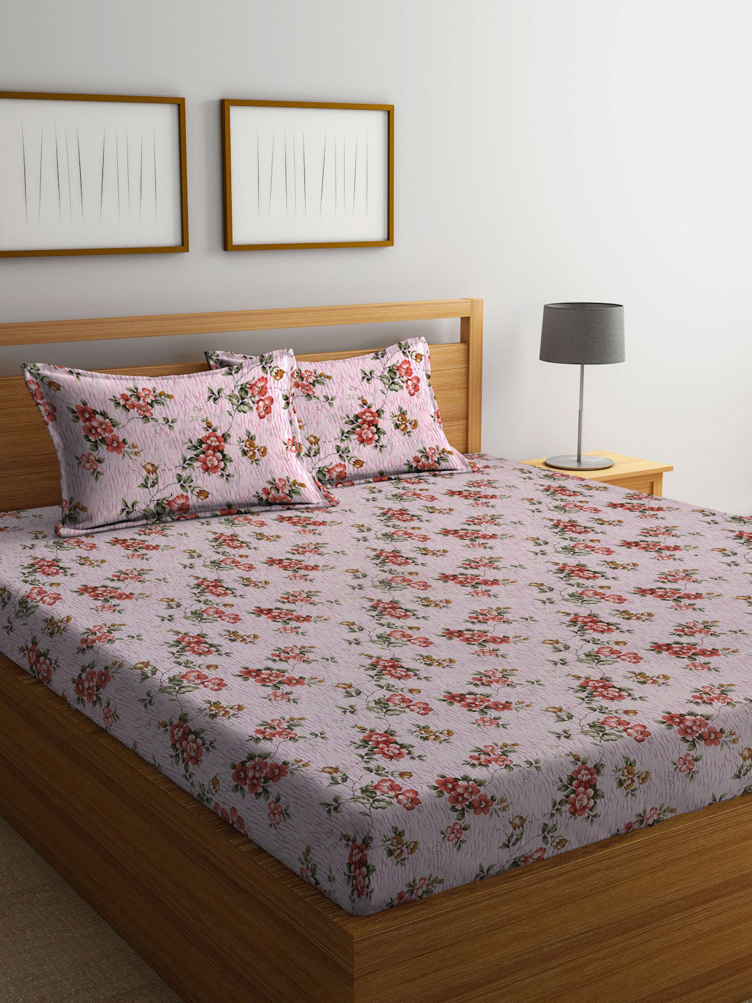 Buy BOMBAY DYEING Pink & Red Floral Cotton 104 TC King Bedsheet With 2