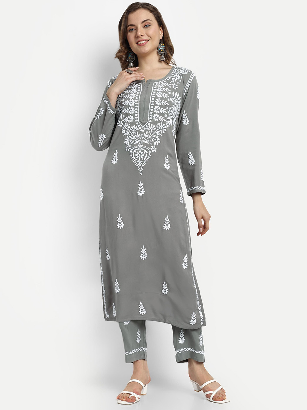 Ethnic Motifs Embroidered Regular Chikankari Kurta with Palazzos