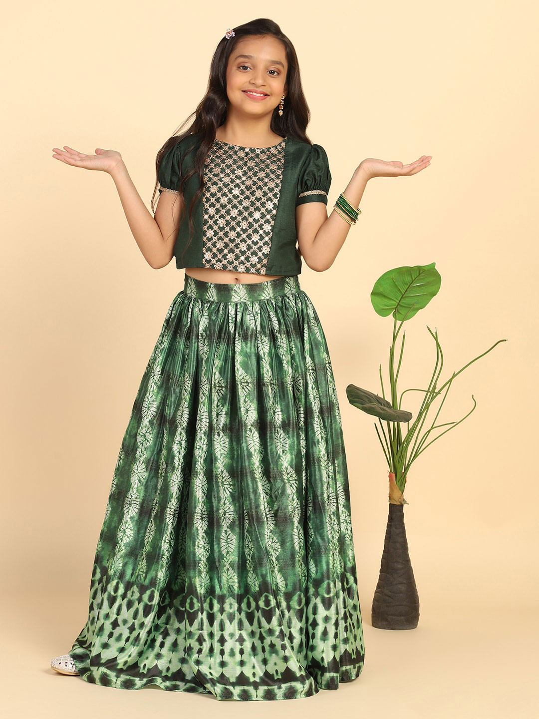 Girls Red & Green Flower Digital Printed Choli Ready to wear Lehenga with Dupatta