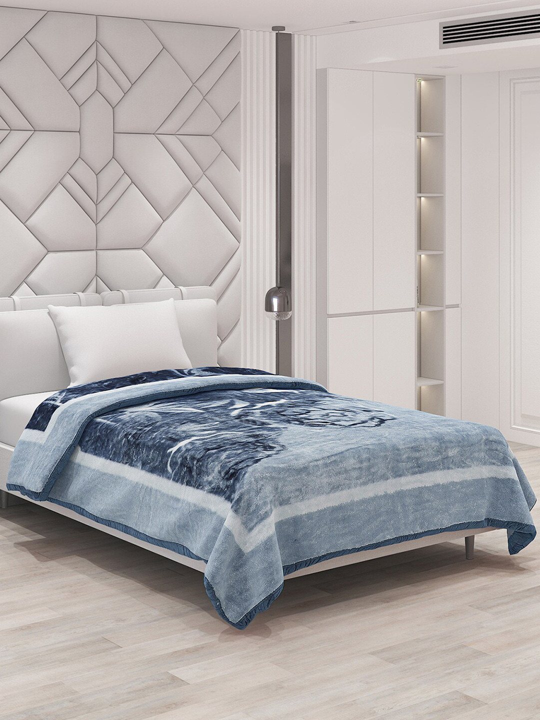 Buy Monte Carlo Impact Grey Floral 1000 GSM Heavy Winter Single Bed