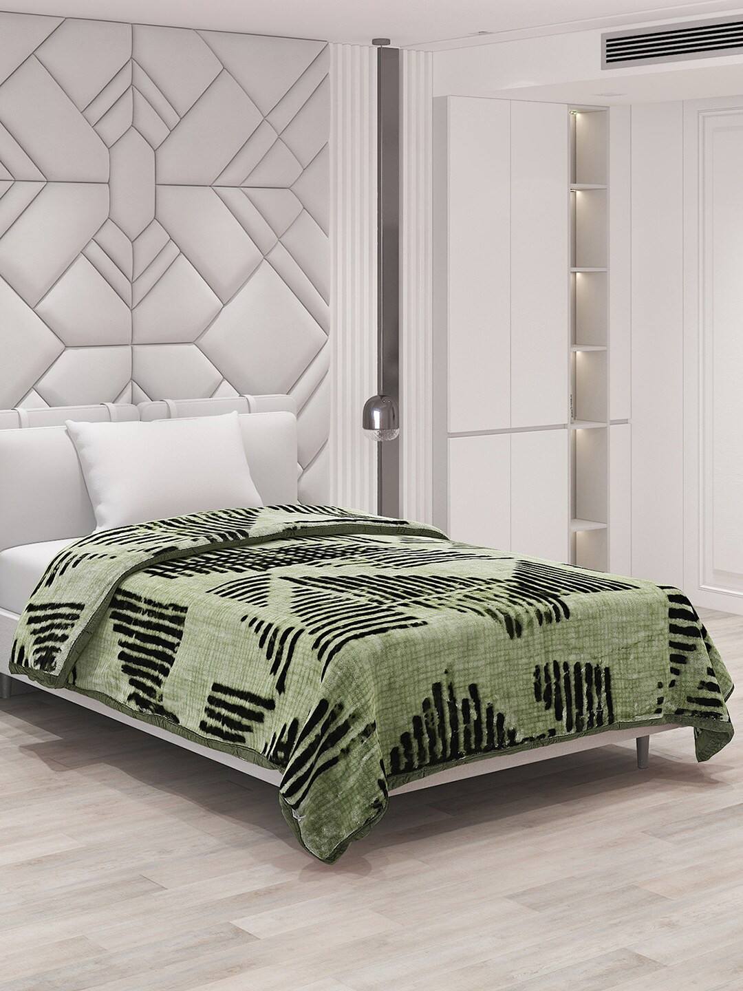Buy Monte Carlo Impact Green Abstract 1000 GSM Heavy Winter Single Bed