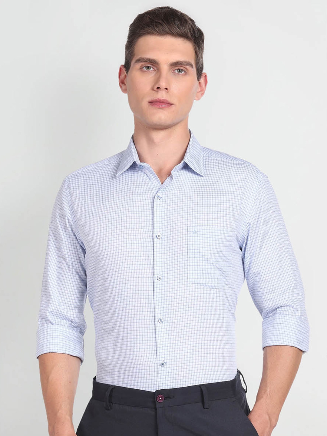 Buy Arrow Slim Fit Checked Spread Collar Long Sleeves Pure Cotton Twill ...
