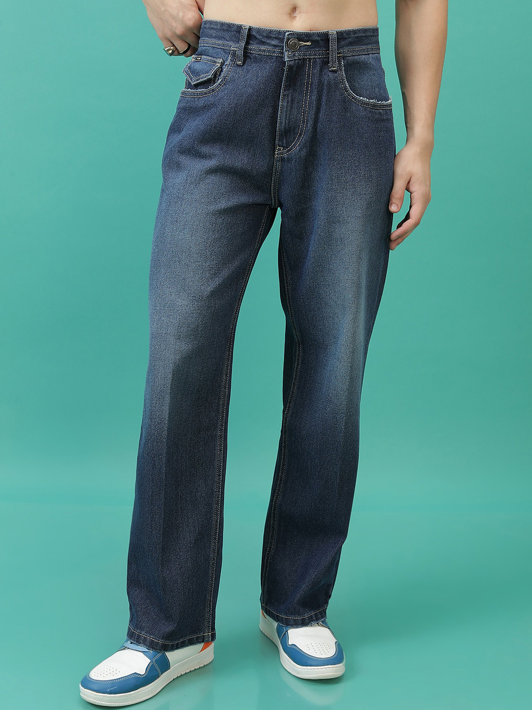 Buy HIGHLANDER Men Blue Straight Fit Mid Rise Medium Shade Light Fade