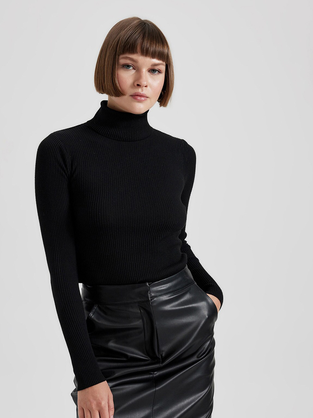 Women’s Dark Melange Ribbed Turtle Neck Pullover with Long Sleeves main image 1