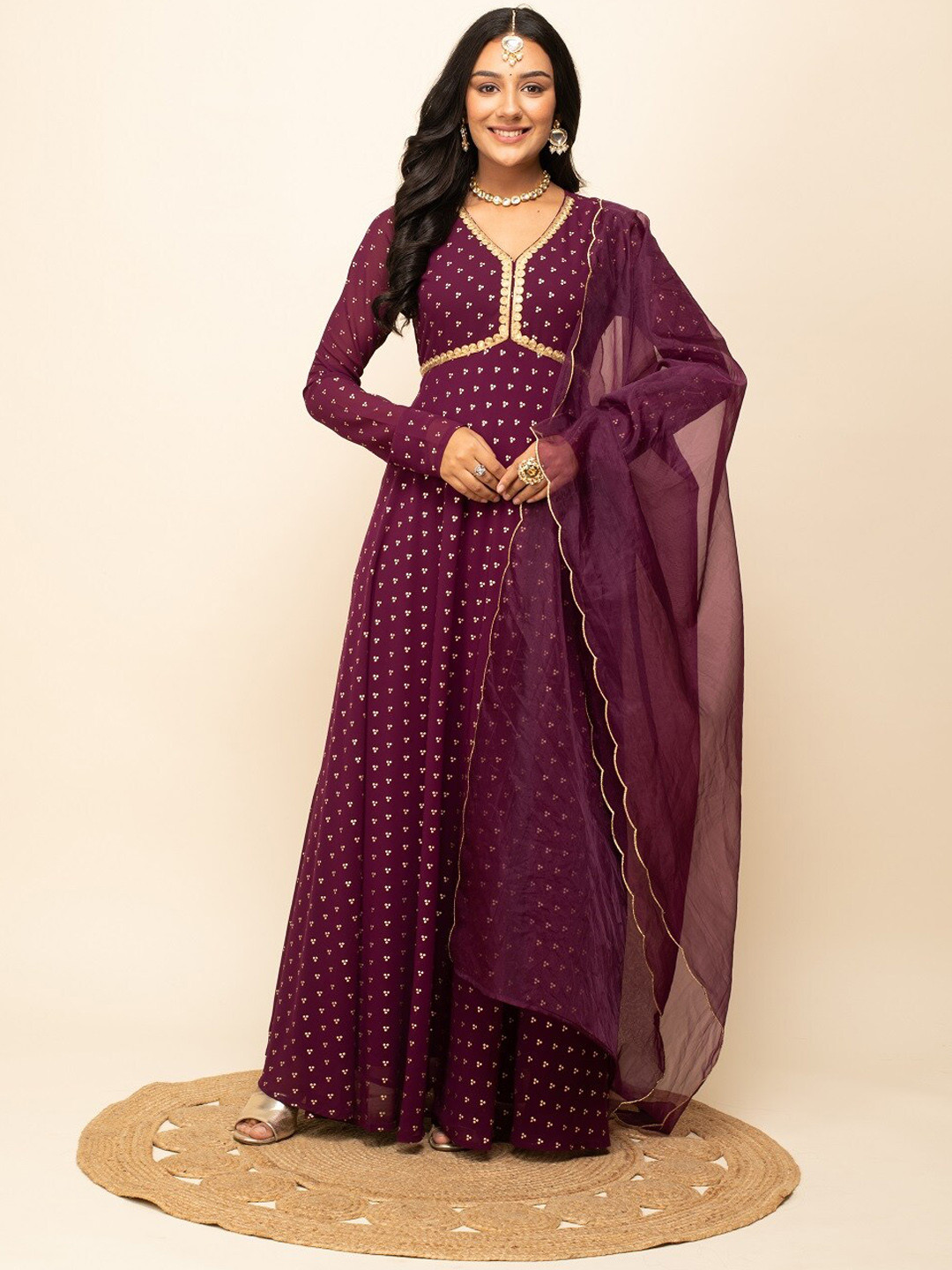 Women's Mauve Geometric Printed V-Neck Gathered Detail Fit & Flare Maxi Dress