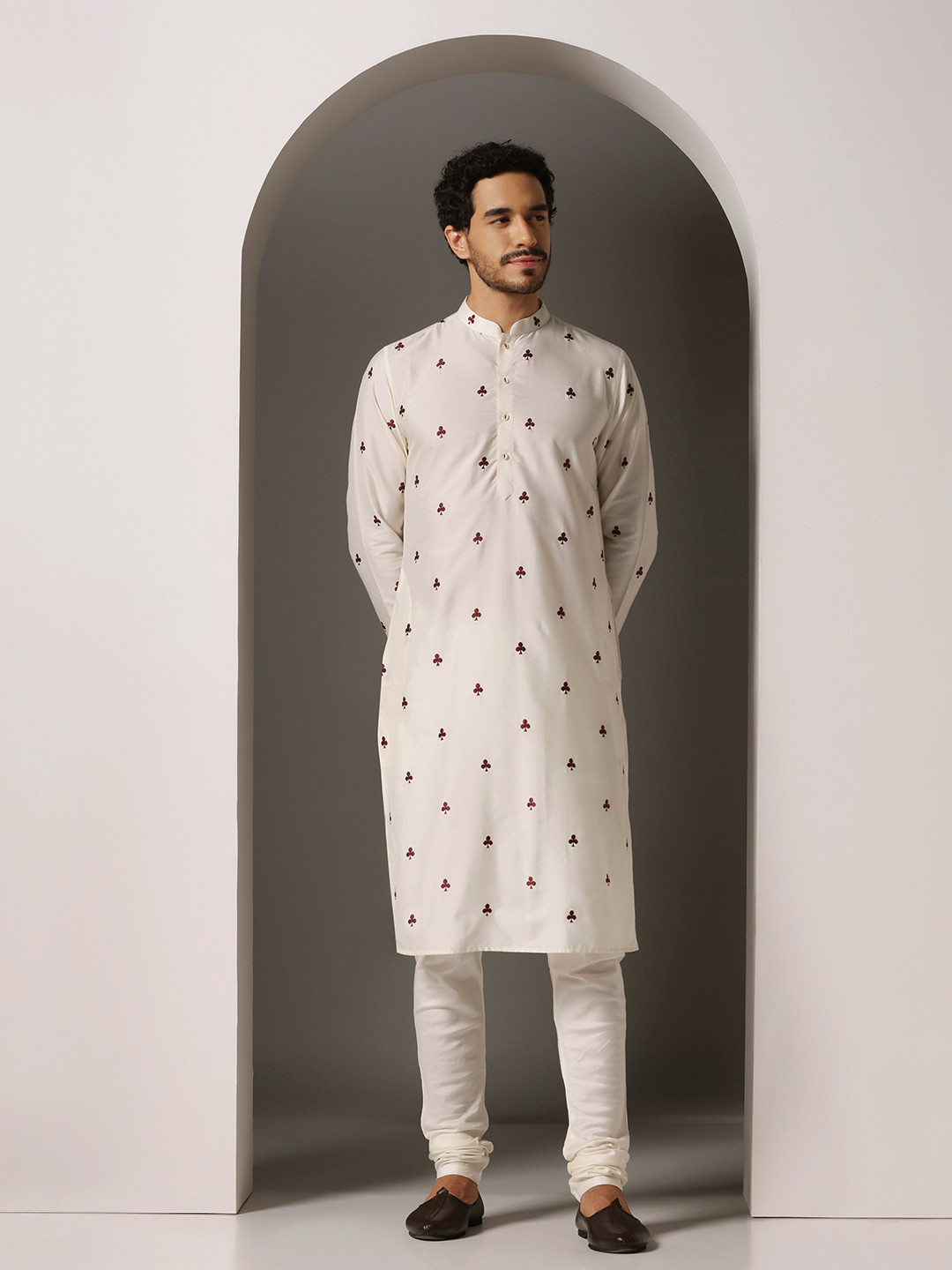 Pearl Edge Men’s Ethnic Printed Kurta with Mandarin Collar