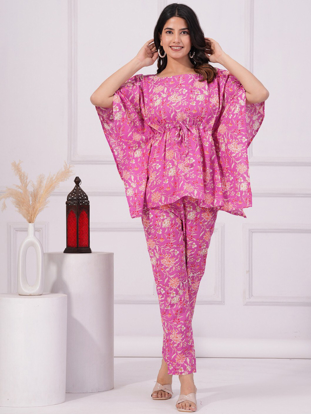 Buy Vastralay Floral Printed Pure Cotton Kaftan Kurti With Trouser