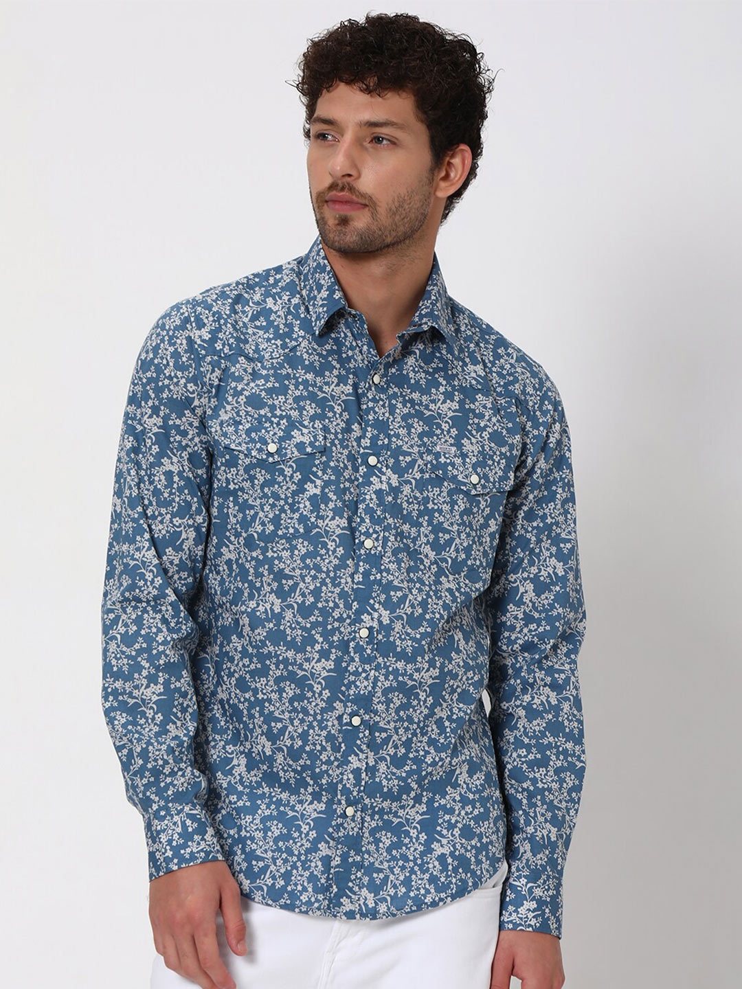Buy Mufti Slim Fit Floral Printed Cotton Casual Shirt - Shirts for Men ...
