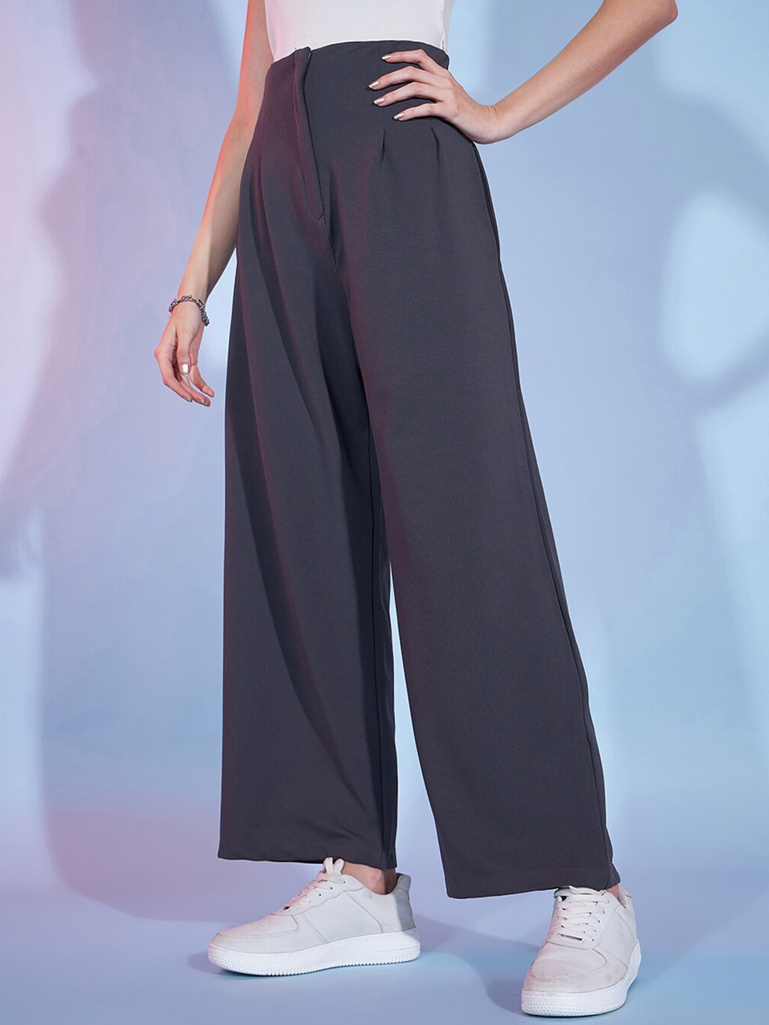 Buy DressBerry Women Grey Loose Fit High Rise Easy Wash Pleated Parallel Trouser - Trousers for ...
