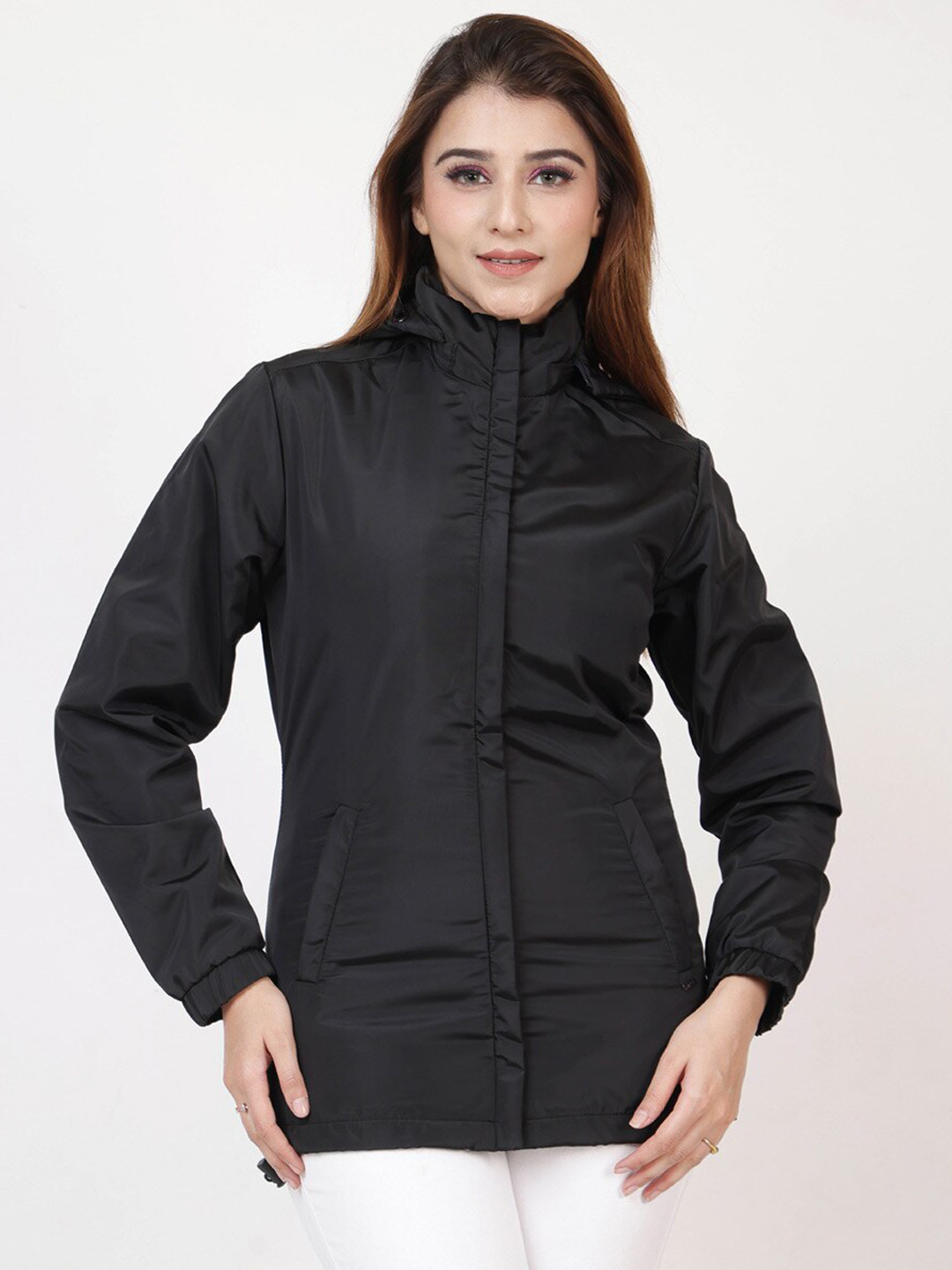 Travois Tipi Black Women's Stand Collar Padded Jacket