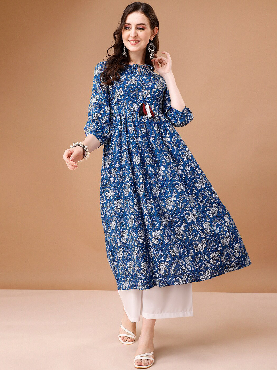 Buy KALINI Floral Printed Puffed Sleeves Tie Up Neck Anarkali Kurta