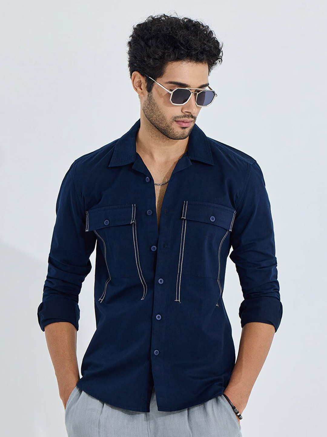 Men's Navy Blue Standard Slim Fit Ethnic Motifs Printed Cotton Casual Shirt