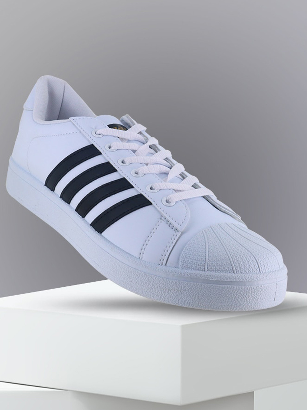 sparx sneakers for men