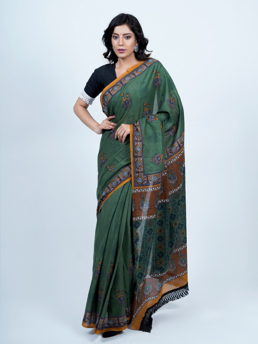 Buta Buti Botanical Printed Cotton Saree With Tassels Embellishment