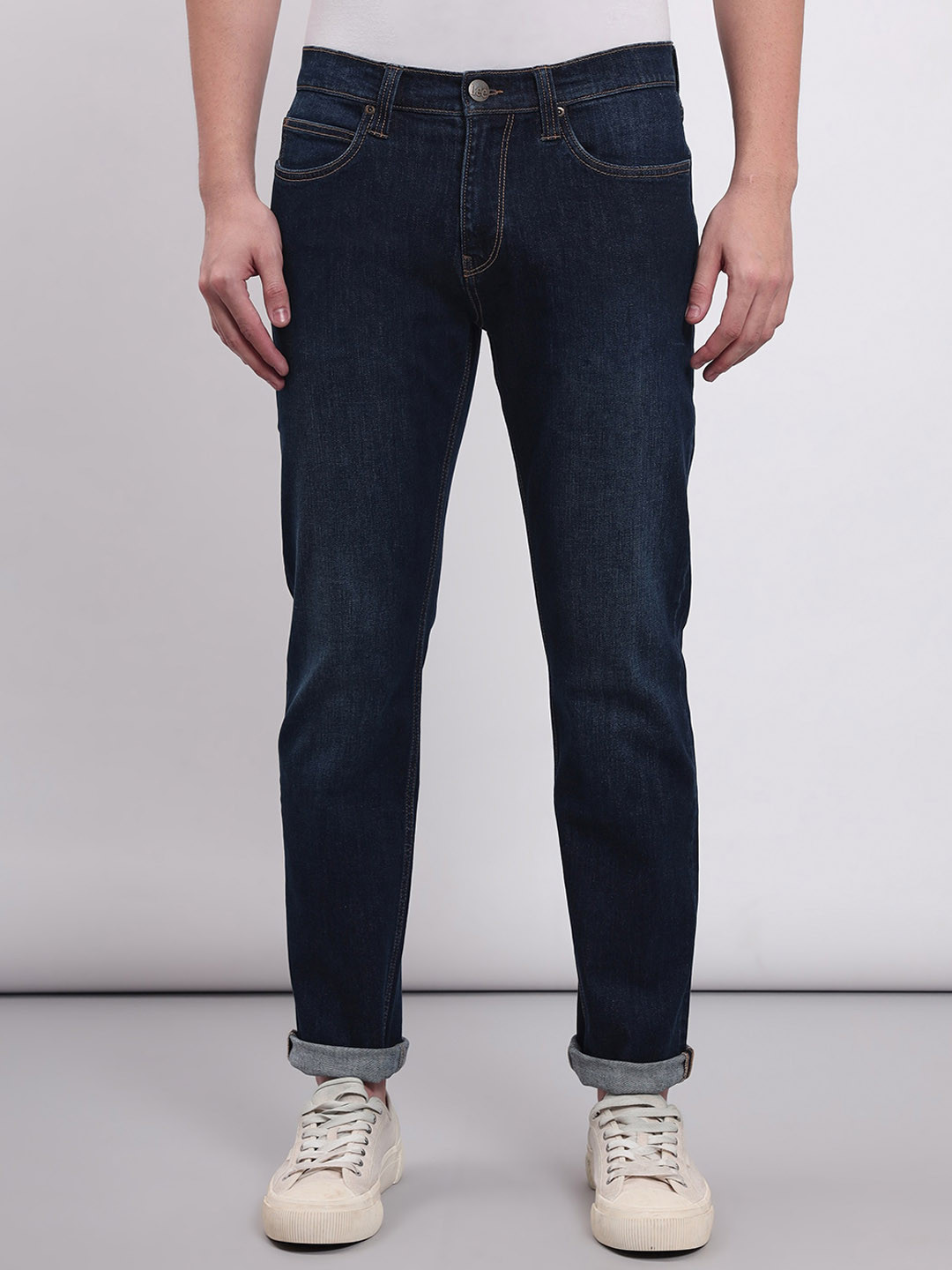 Buy Lee Men Blue Slim Fit Light Fade Stretchable Jeans - Jeans for Men ...