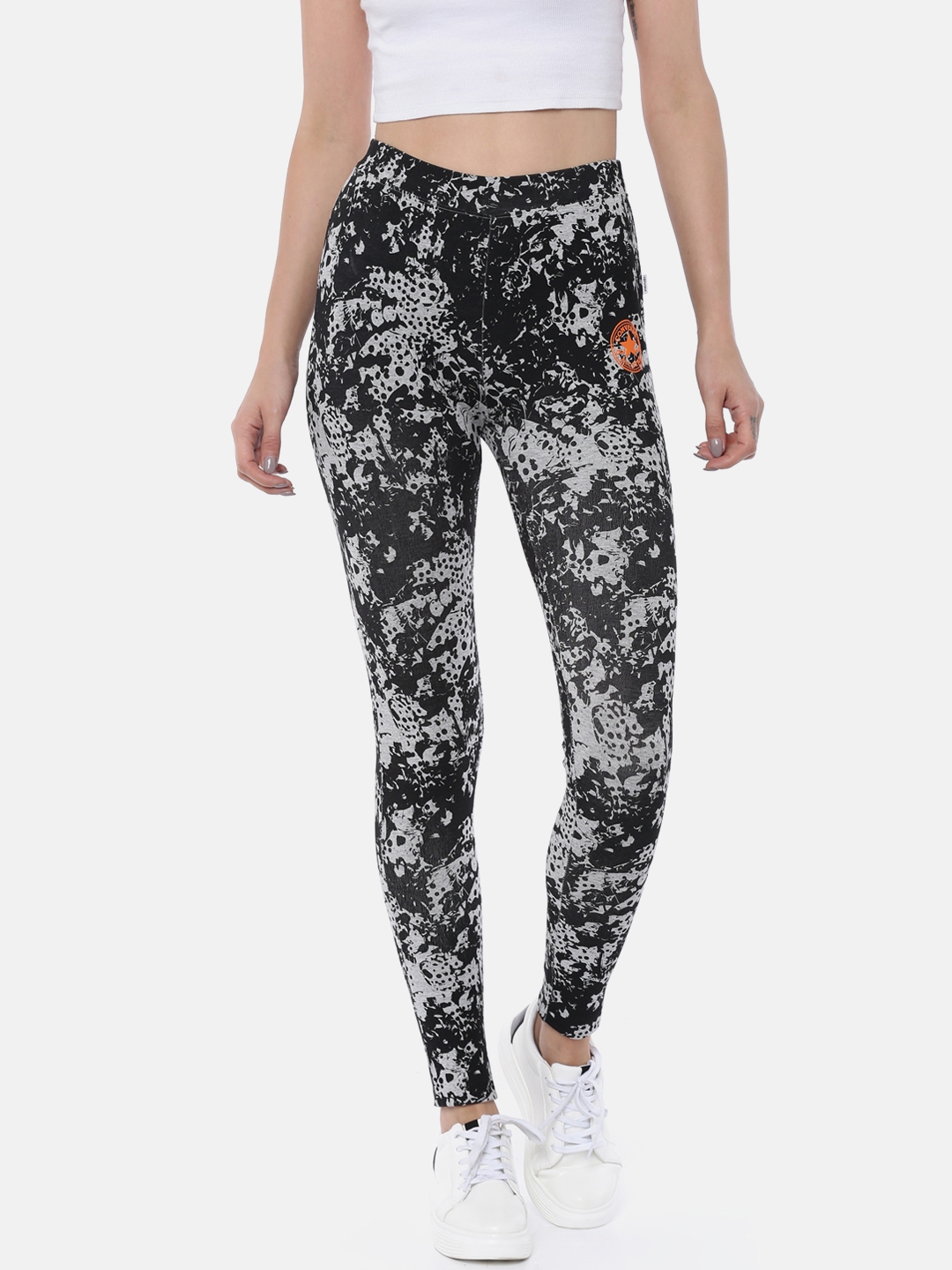 converse tights