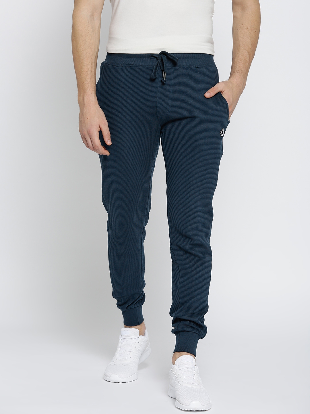 joggers converse