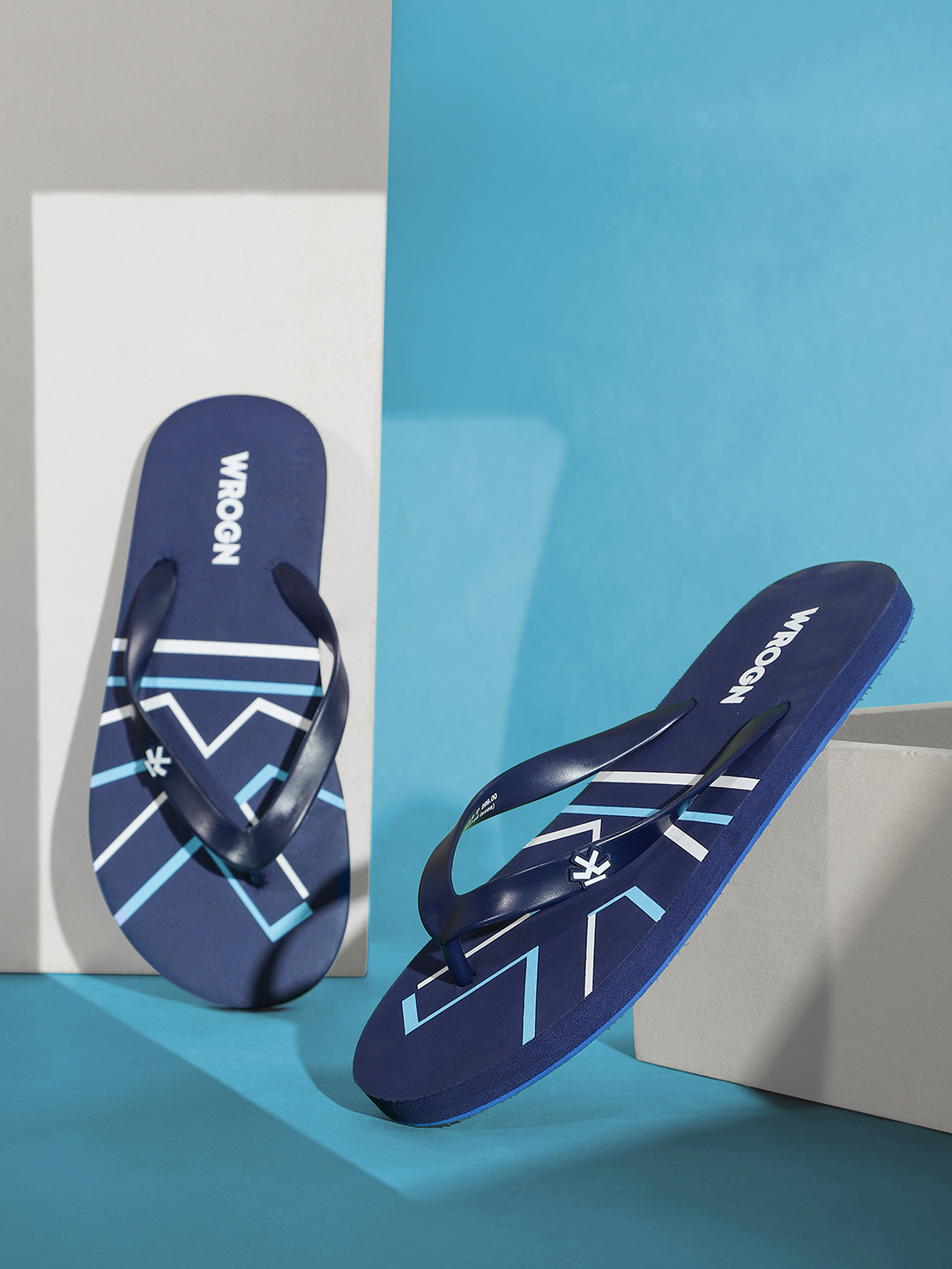 hoka one one flip flops