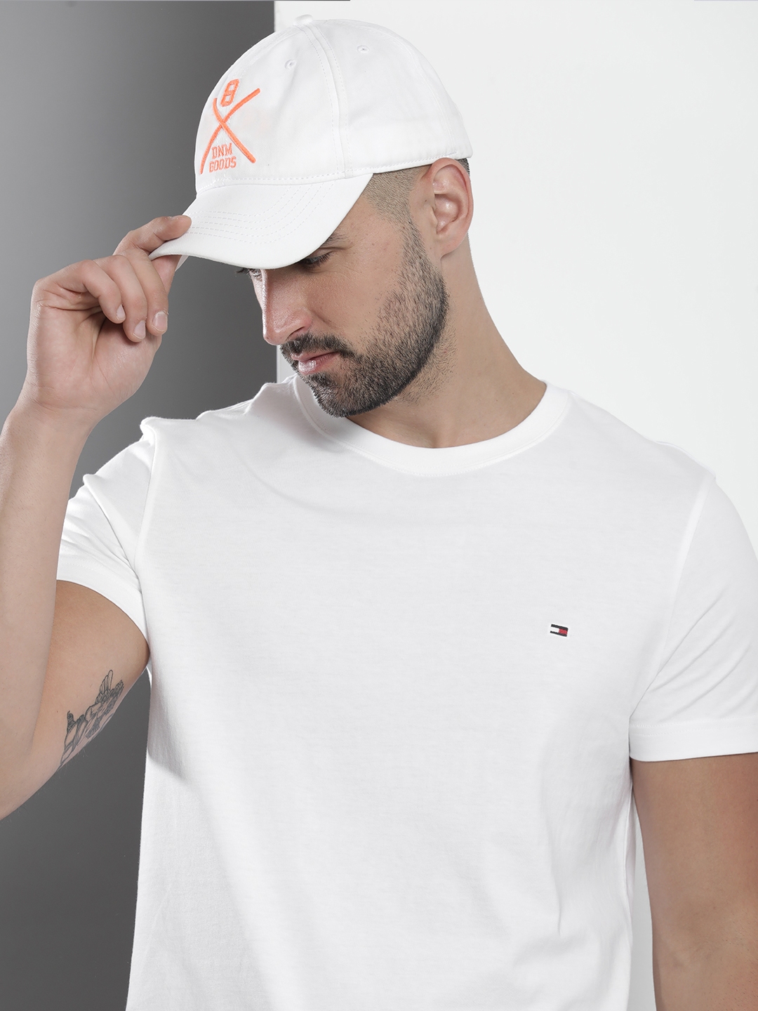 Buy Tommy Hilfiger Pure Cotton Slim Fit Casual T Shirt - Tshirts for ...