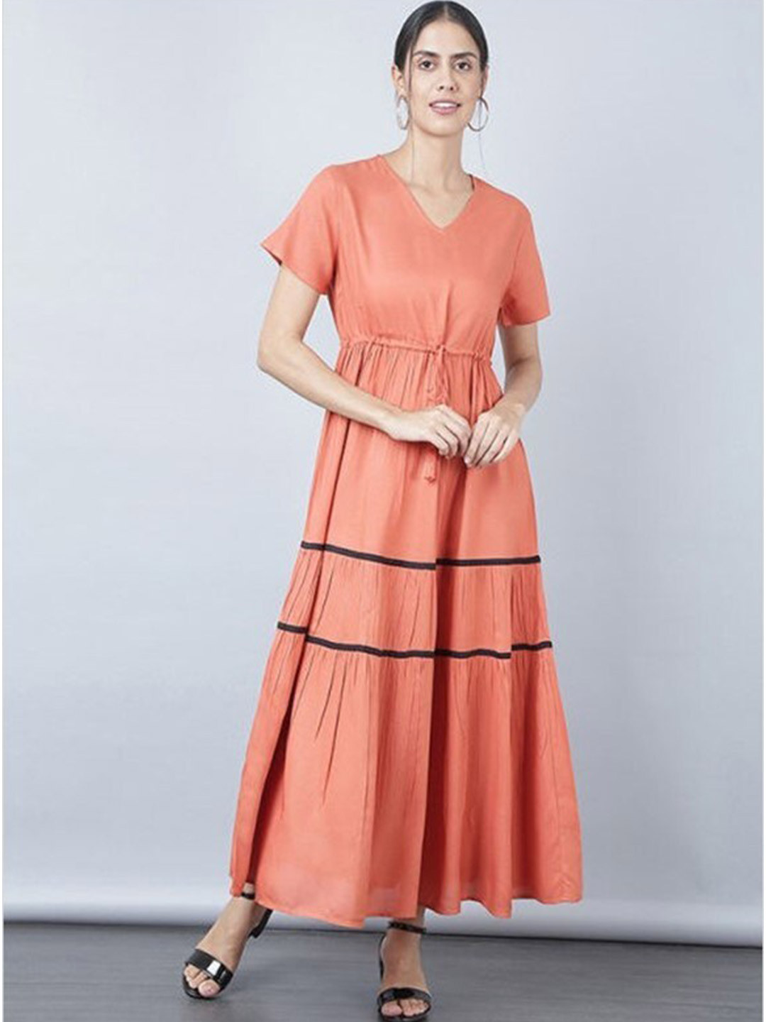 Aila Gathered Bust Maxi Dress Print Tan