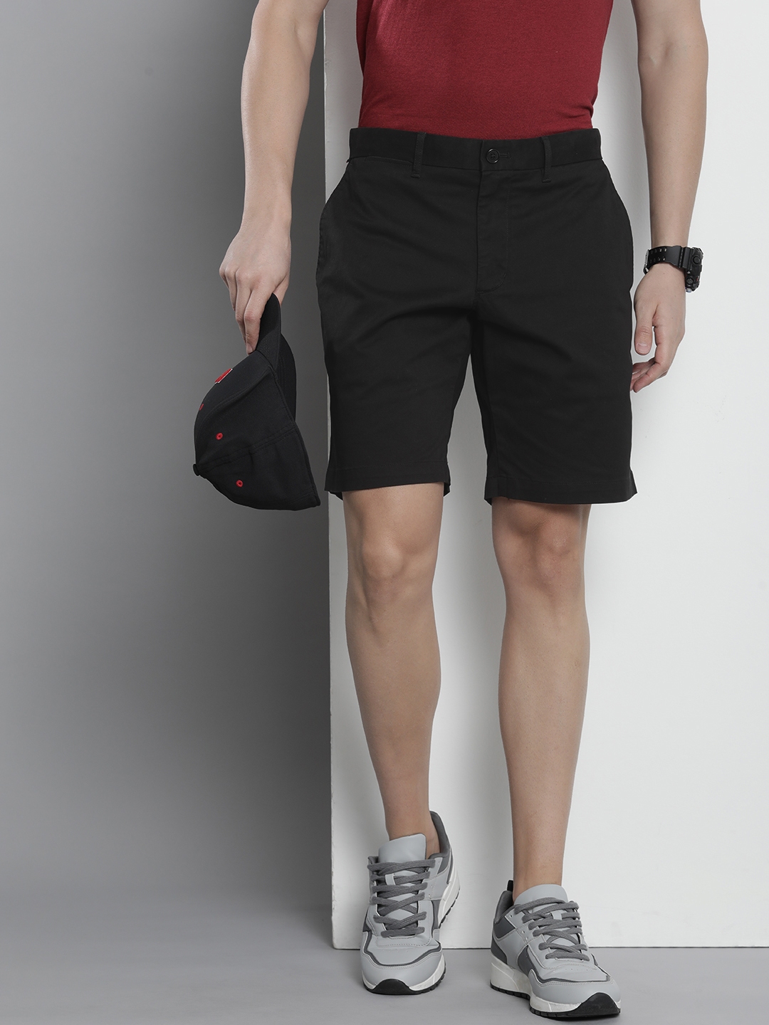 Buy Tommy Hilfiger Men Mid Rise Solid Regular Shorts - Shorts for Men ...