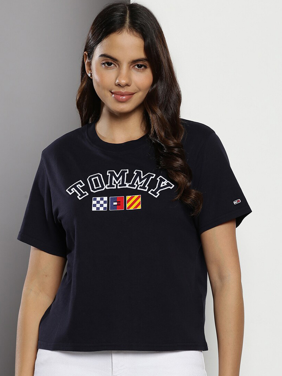 Tommy Hilfiger Women's V Neck T-Shirt Blue Size Large