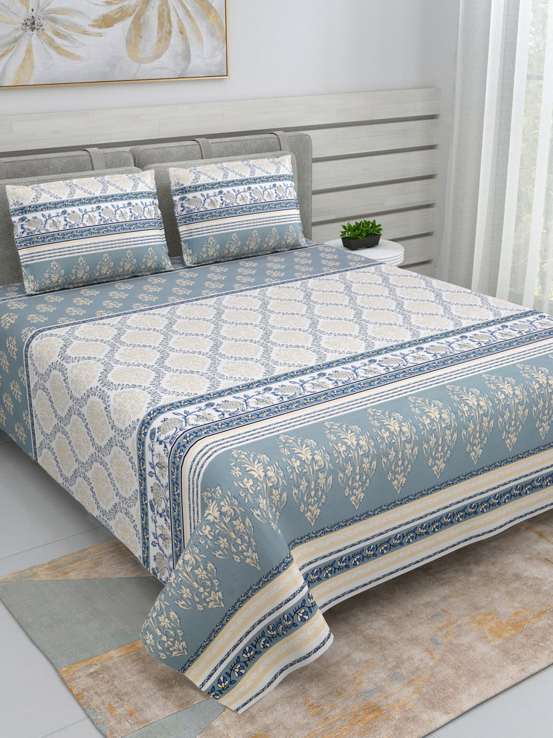 Buy DREAM WEAVERZ Blue & White Floral Cotton 220 TC King Bedsheet With