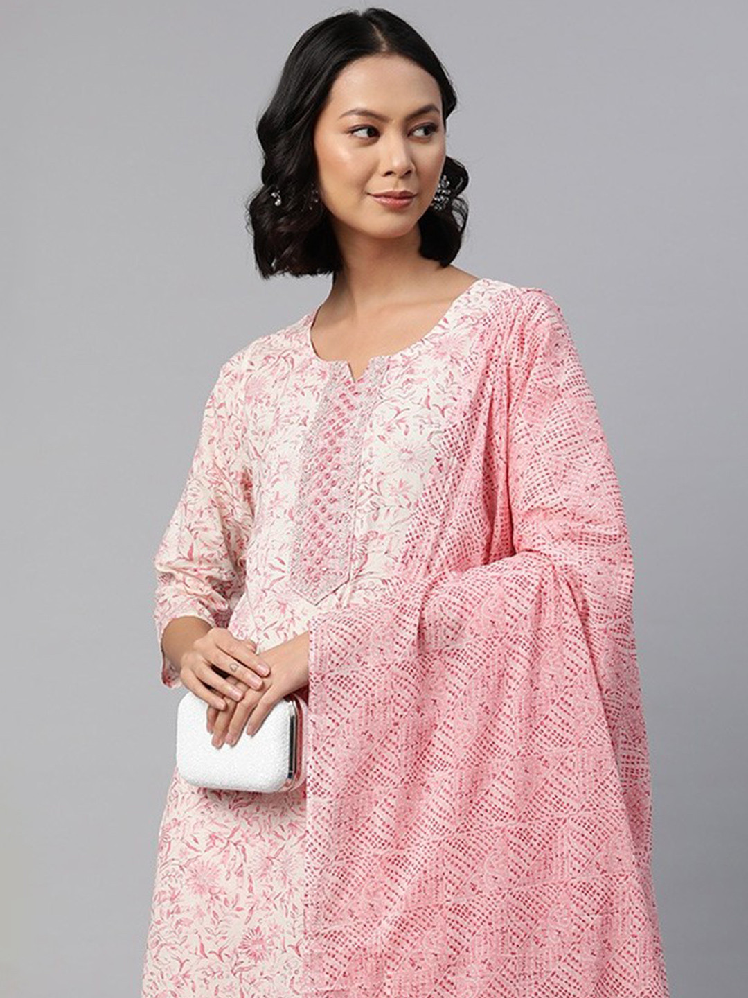 Women Floral Printed Red round neck pure cotton kurta with trouser & dupatta