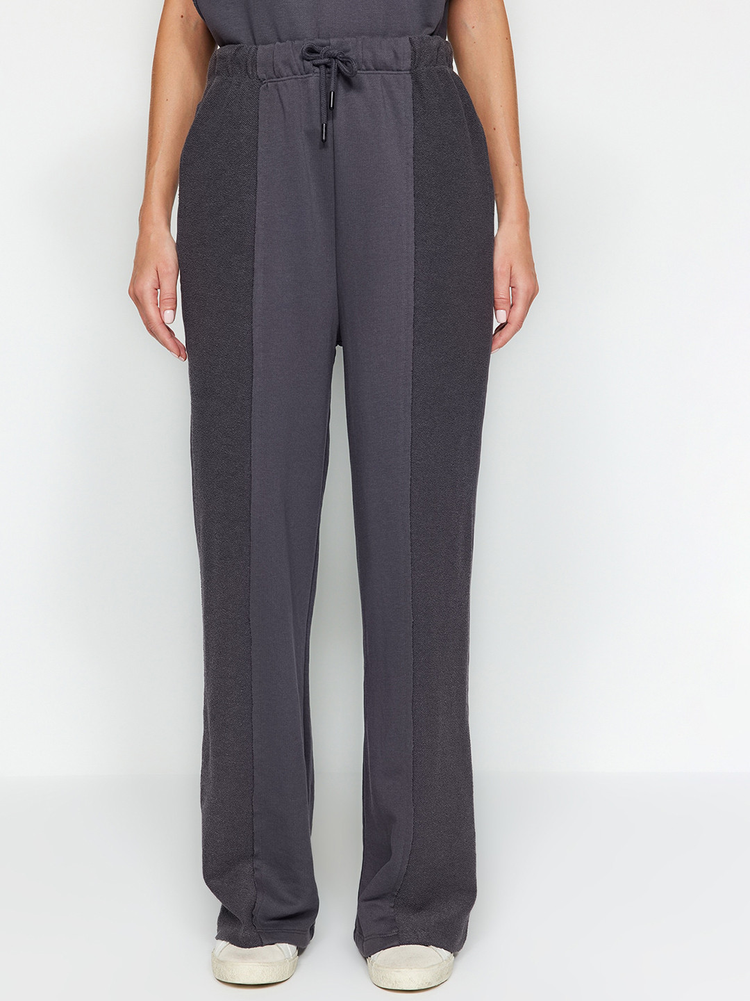 trendyol track pants