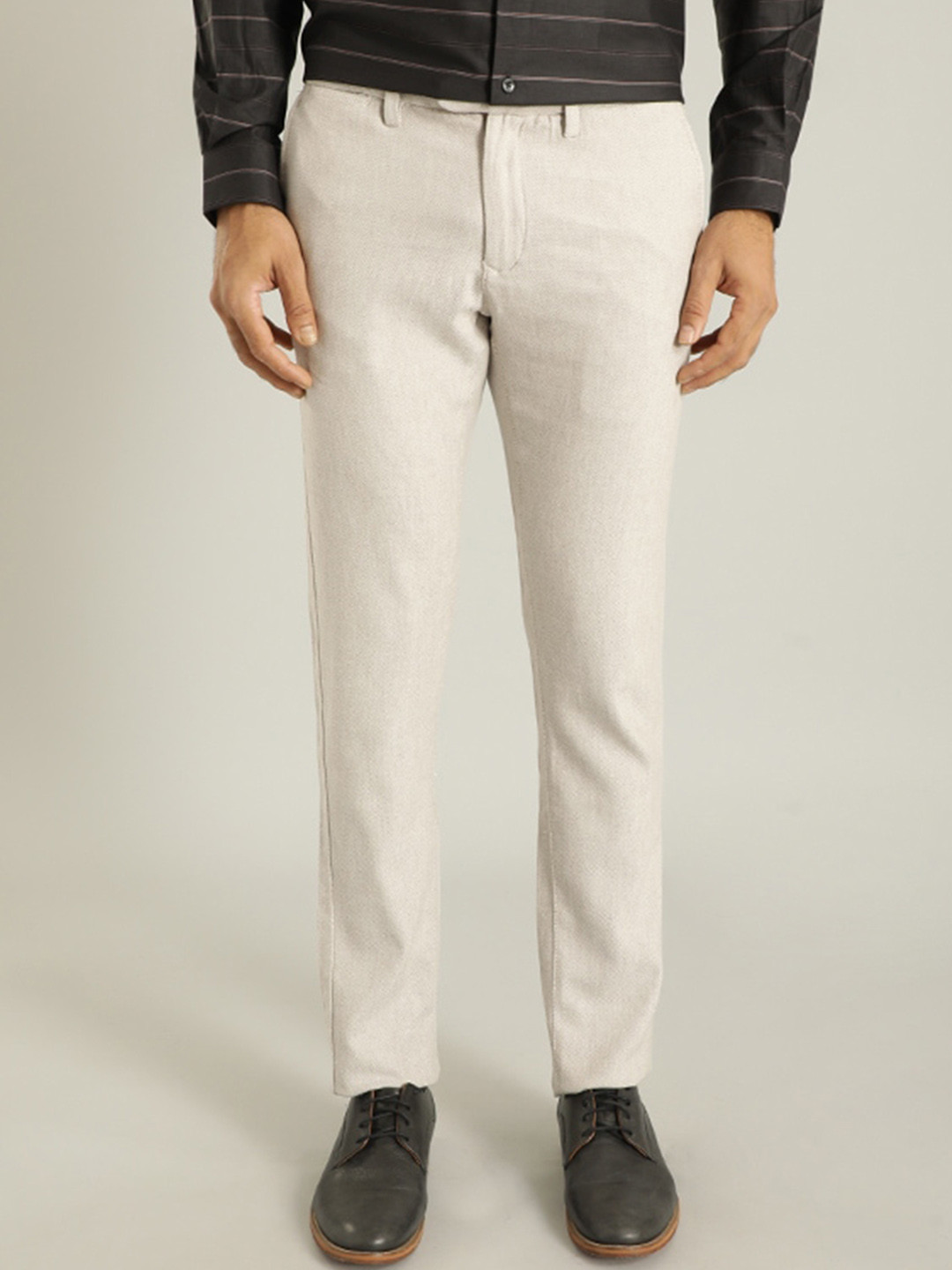 Buy Indian Terrain Men Cotton Brooklyn Slim Fit Mid Rise Trouser ...