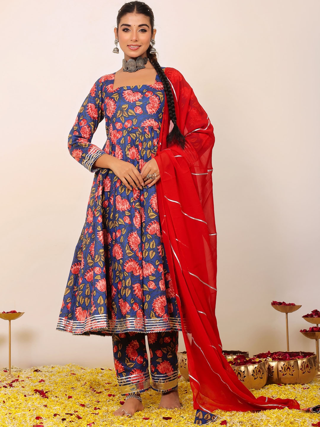 Buy Kaori By Shreya Agarwal Floral Printed Square Neck Long Sleeves Cotton Kurta Set Kurta 5226