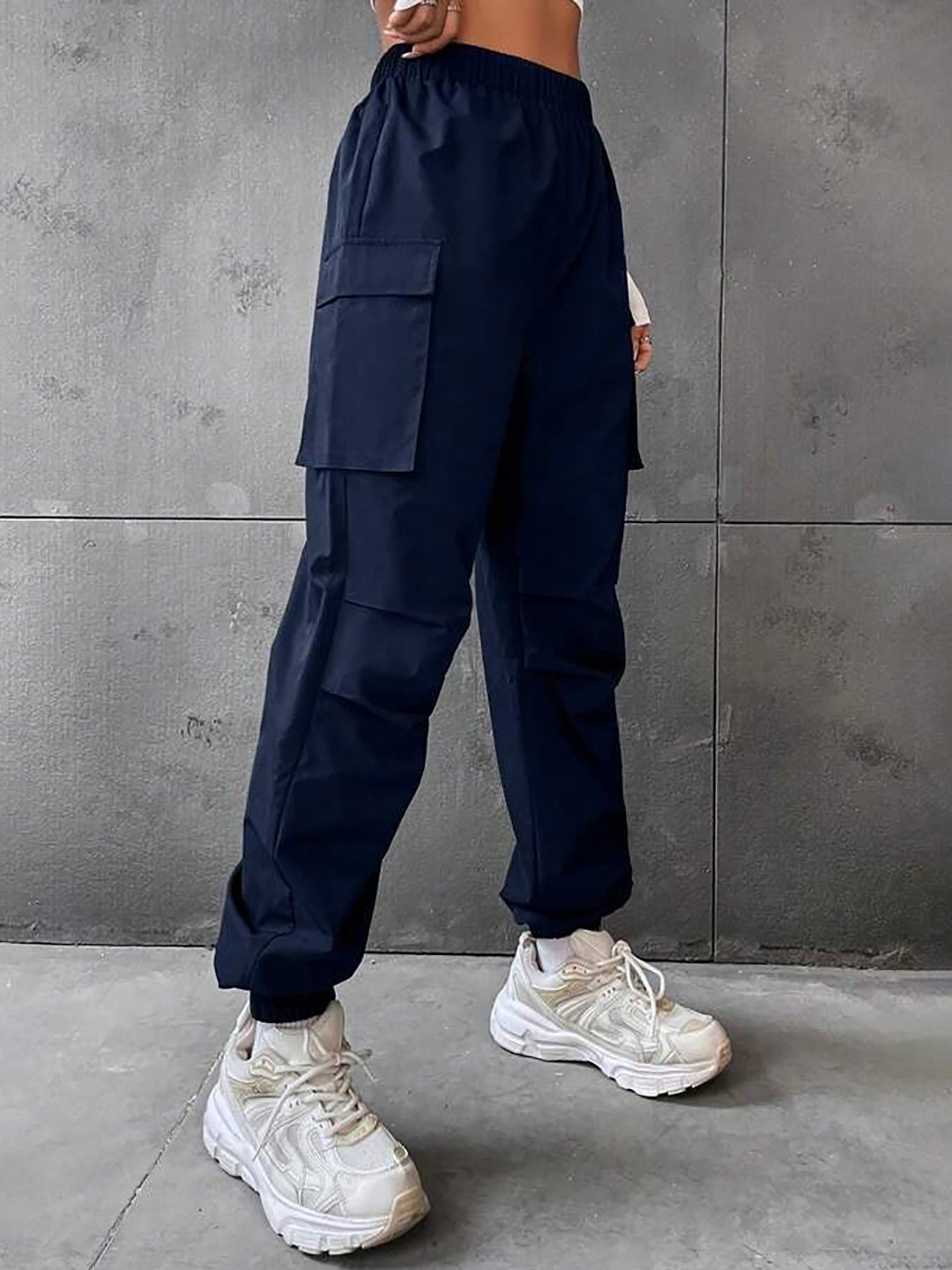 YOURS - Cargo-joggingbroek in steenkleur | Yours Clothing YOURS - Cargo-joggingbroek in steenkleur | Yours Clothing