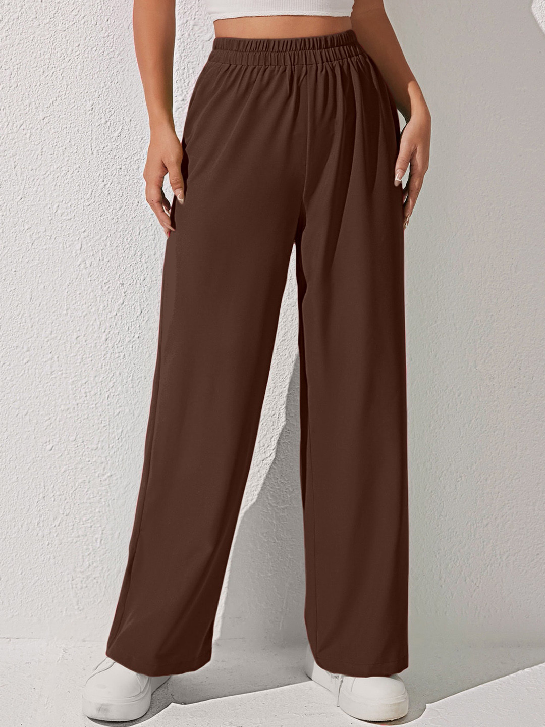 Women's White Solid Loose Fit Parallel Trousers