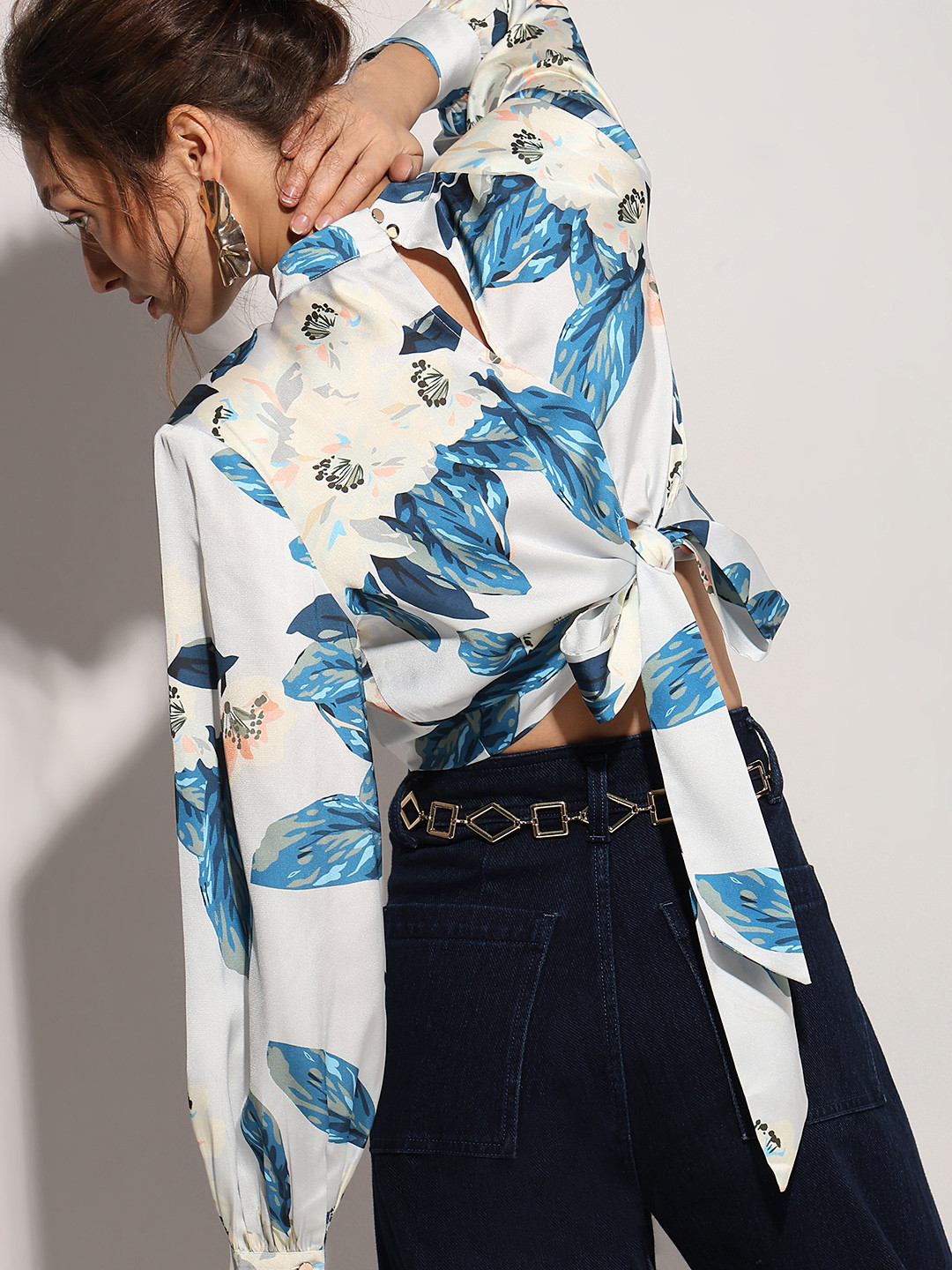 Women's Green High Neck Cuffed Sleeves Shirt Style Top