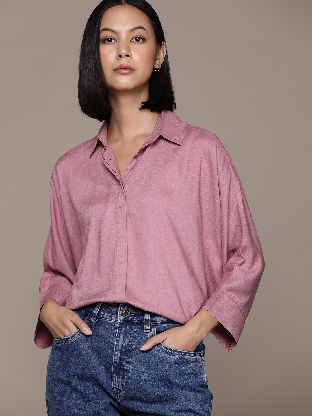 Buy Roadster Longline Casual Shirt - Shirts for Women 27320436 | Myntra