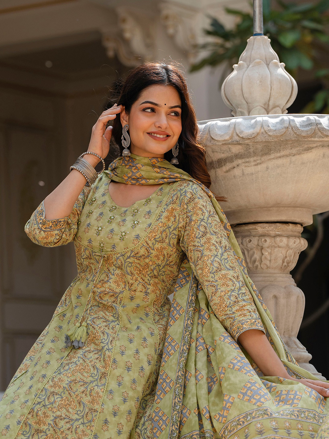 Women's Green Roman Cotton Solid Anarkali Kurta Pant With Dupatta