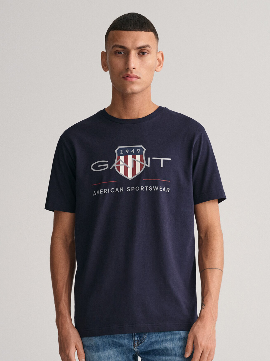 Gant Men White Solid Round Neck Short Sleeves T-Shirt