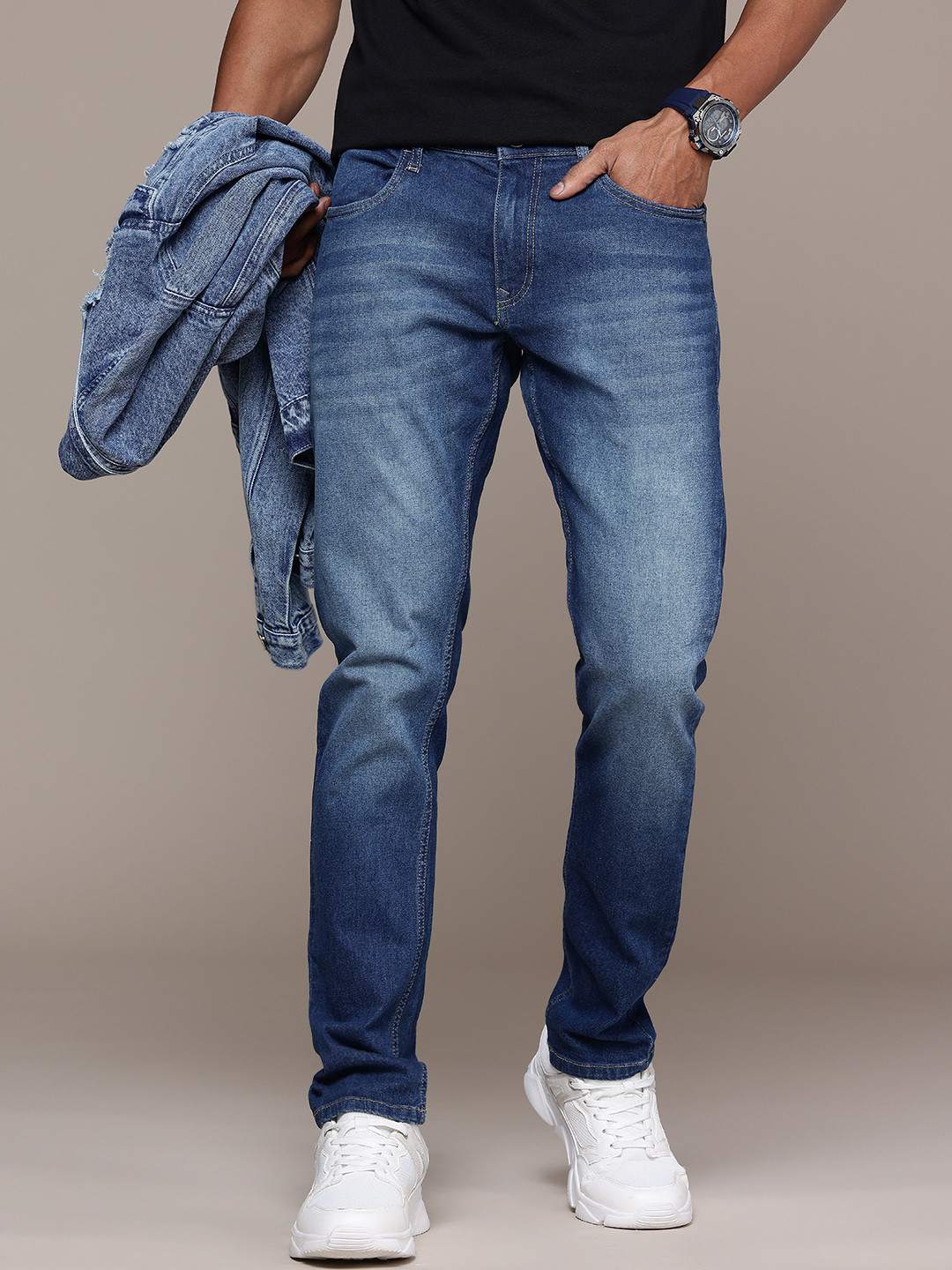 Buy WROGN Men Slim Fit Light Fade Stretchable Jeans - Jeans for Men ...