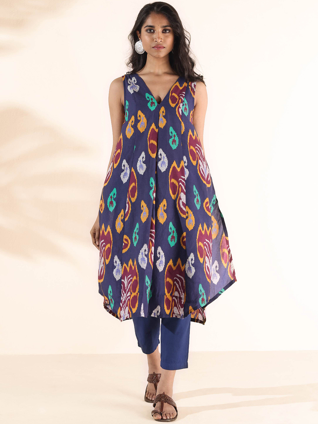 Women Brown Ethnic Motifs Printed Cotton Kurta Set main image 1
