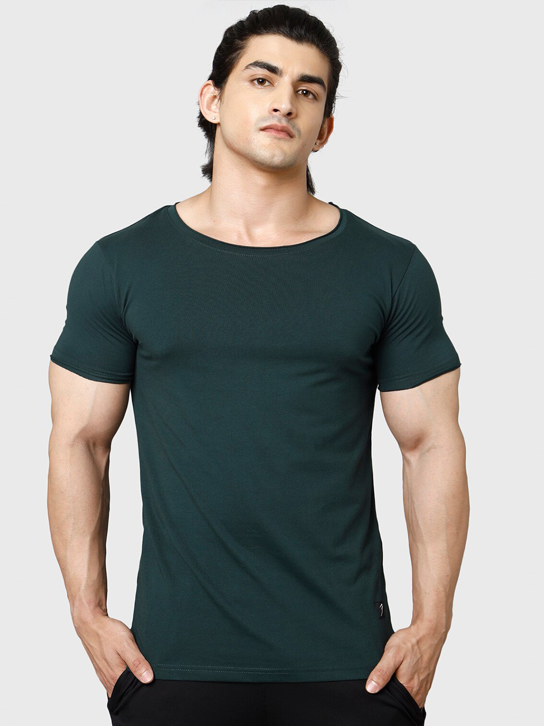 SLIM FIT  ROUND NECK T-SHIRT CALL OF THE FALCON