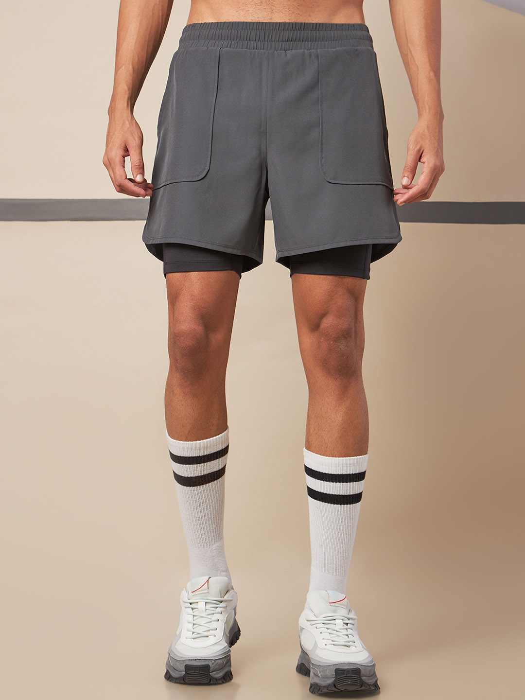 2 in 1 training shorts men