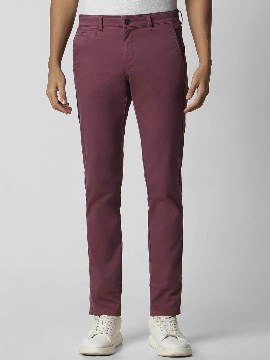 Buy Van Heusen Sport Men Mid Rise Pocket Detailing Cotton Slim Fit ...