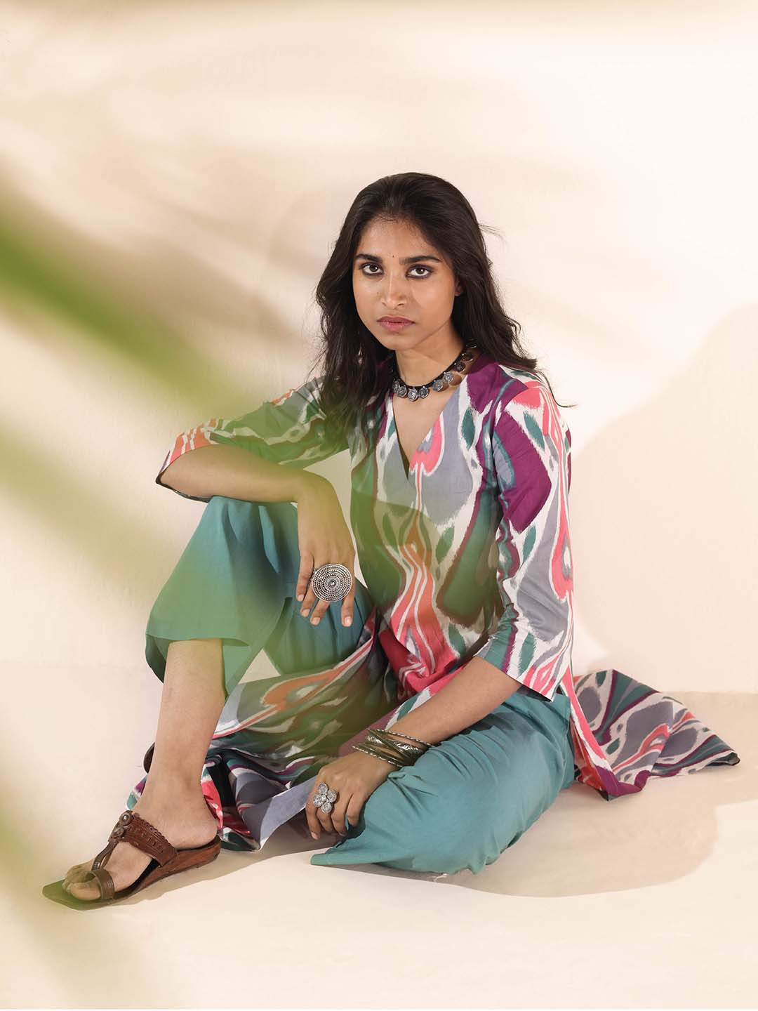 Women's Ethnic Motifs Printed Cotton Blend Kurta Set