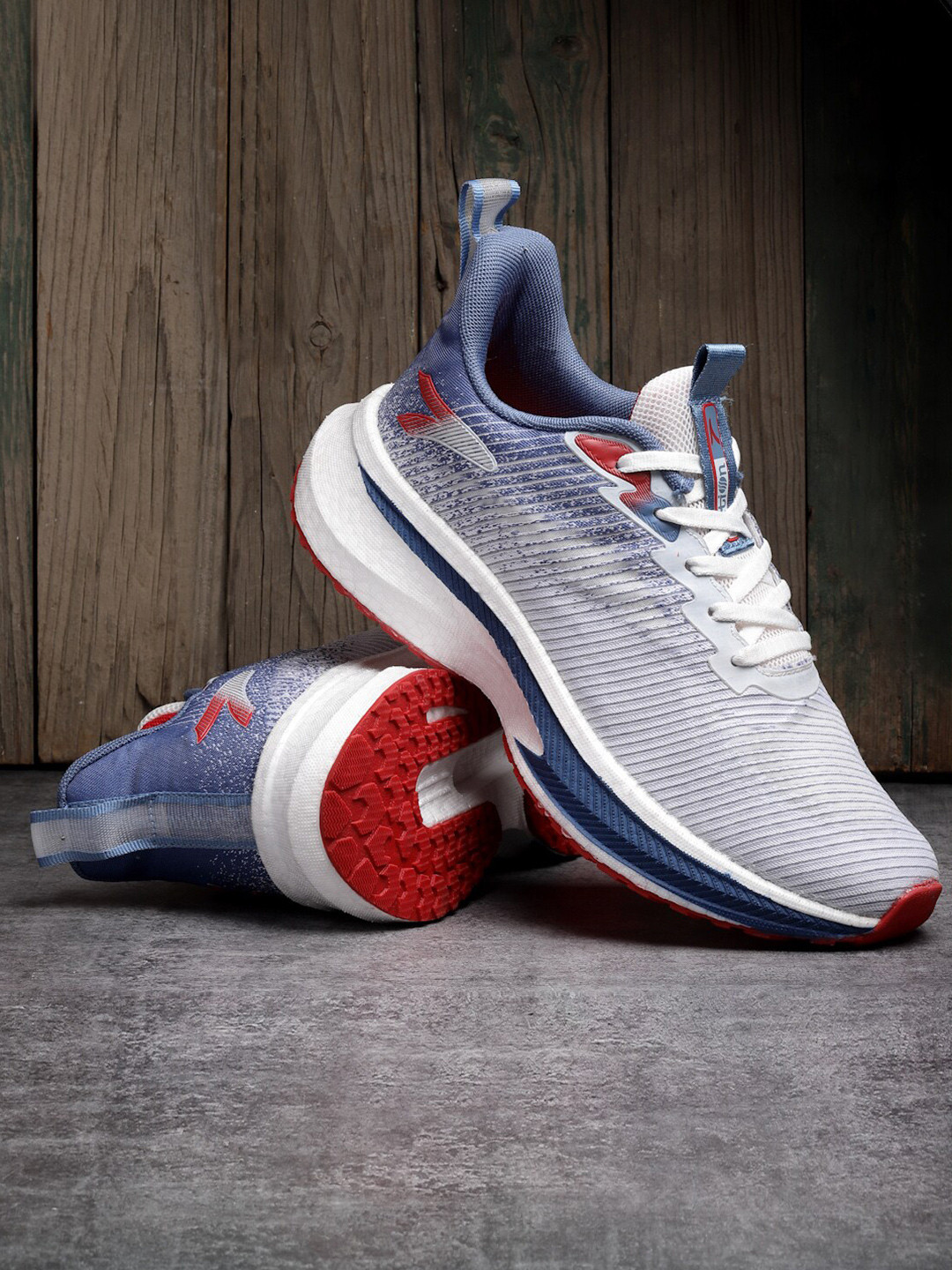 lightweight running shoes mens