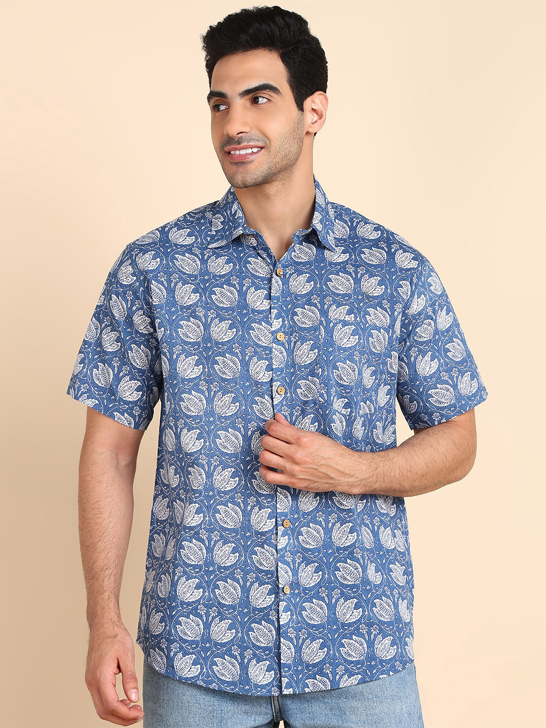 Gant Boys Blue Printed Spread Collar Short Sleeves Shirt