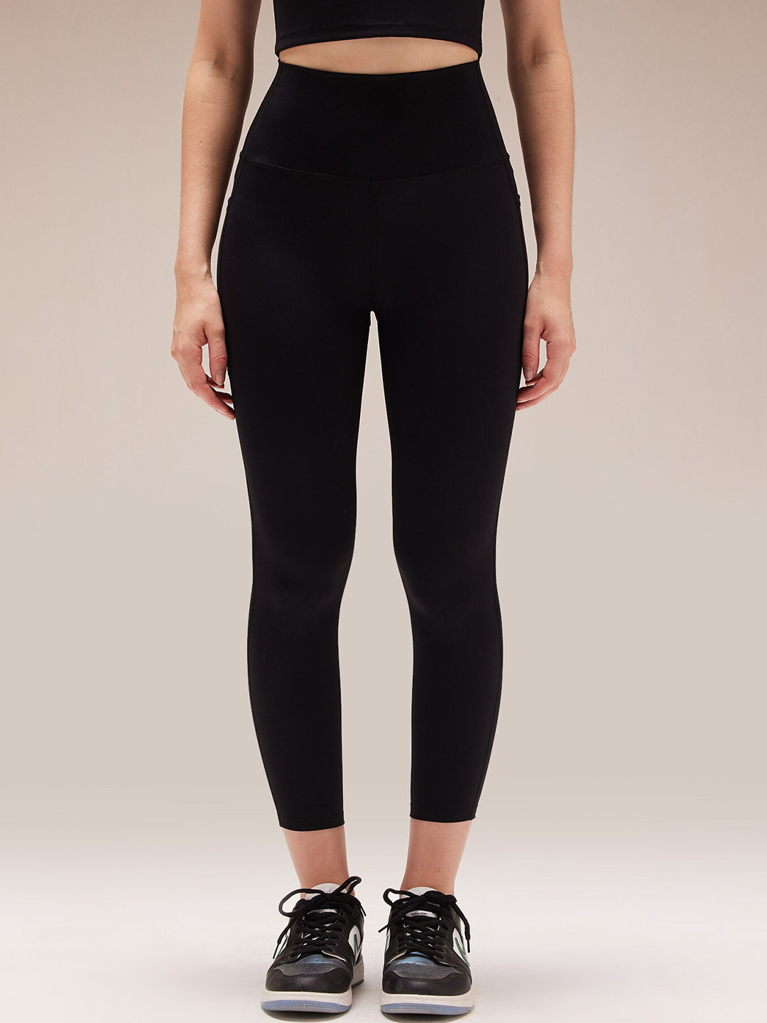 Elleven Women's Pink Solid Mid-rise Ankle Length Yoga Tights