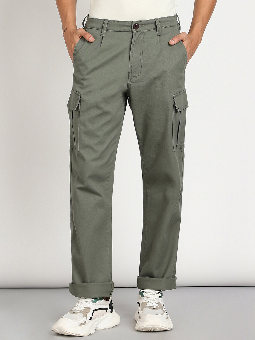 Buy Lee Men Classic Slim Fit Low Rise Cargos Trousers - Trousers for ...