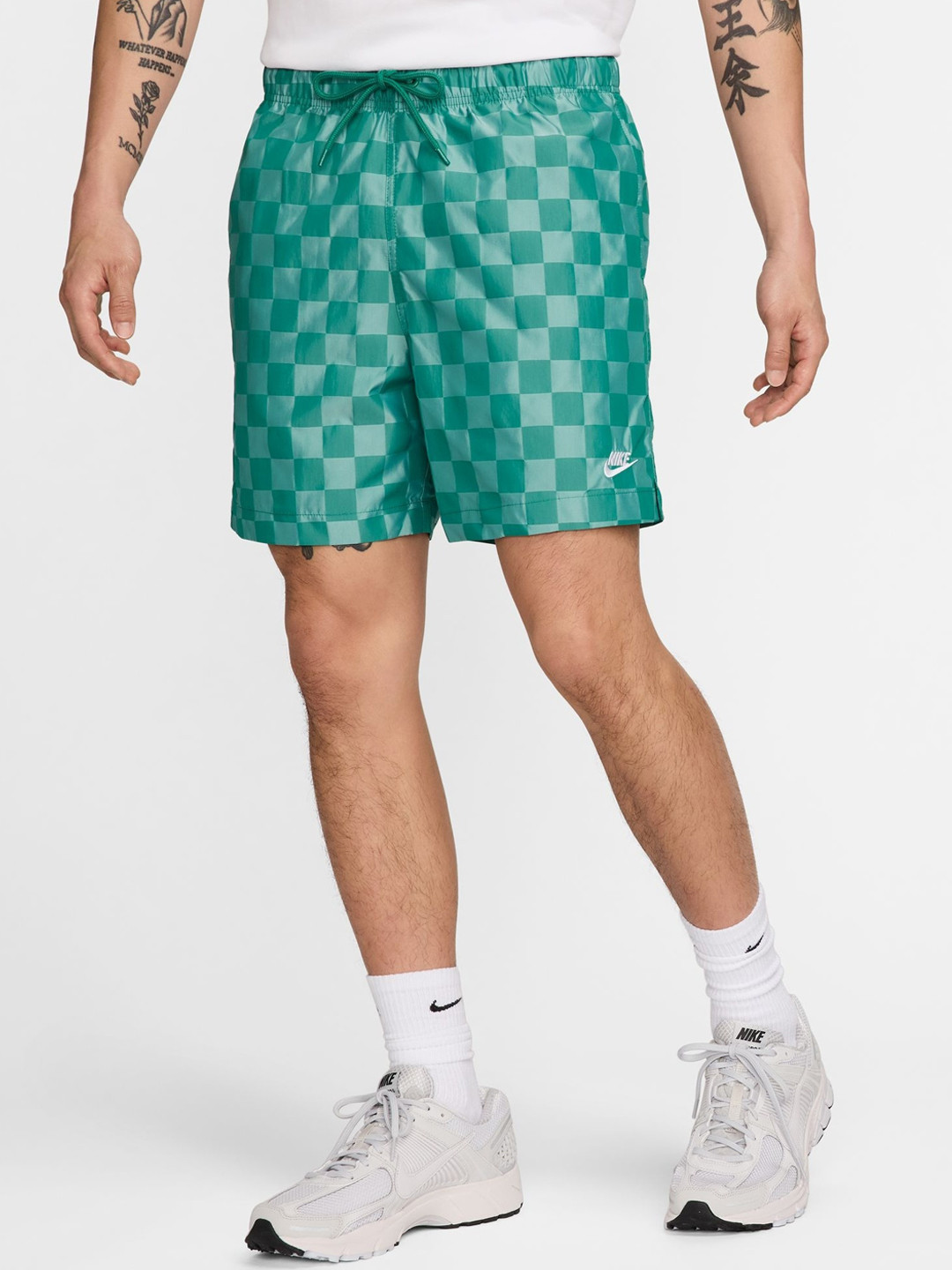 mens nike flow shorts